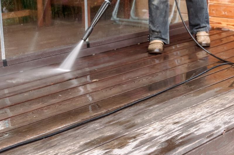 Deck Cleaning with Power Washers