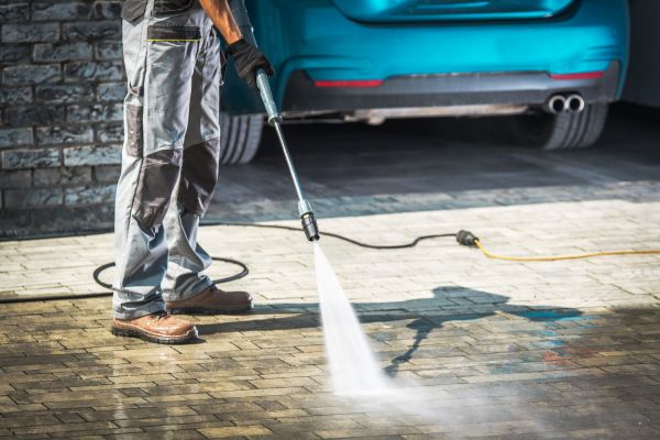 Cost of Driveway Pressure Washing in Cary