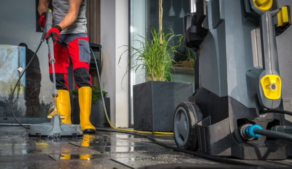 Cost of Commercial Pressure Cleaning in Cary