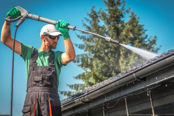 Cost of Gutter Jetting in Cary